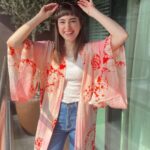 Ellise Chappell Instagram - 🤍 thank you @edited_closet for sending me this beautiful vintage kimono - I’m in love! 🌸🤍