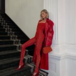 Elsa Hosk Instagram – Red is the new black they said 🌹 
@revolve