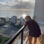 Elsa Pataky Instagram - Reminiscing on the holidays 🥰 So special to have a little staycation, just us girls. Hotel room, yummy food, shopping 💛⭐️ YTG Gold Coast, Queensland