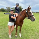 Elsa Pataky Instagram - Such a great weekend both competing at the same event. She is going to be much better than me in a blink! So much fun to share all this moments with you Indi! 🥰/ que fin de semana tan divertido compitiendo juntas en el mismo evento. En nada ya me ganas. Que ilusión poder compartir estos momentos juntas Indi! 😘. @batessaddles @laguso.riders