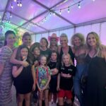 Elsa Pataky Instagram - Girls night to go and see @pink in concert. You are amazing @pink. Thanks for making Molly feel so special on her birthday. / Noche de chicas para ver @pink en concierto. Eres increíble @pink!! gracias por hacer tan especial el cumpleaños de nuestra amiga Molly.