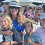 Elsa Pataky Instagram - Thank you @magicmillions for an amazing day! So great to see the incredible talent displayed in the show jumping and polo events!! @magicmillionspolo #magicmillionsshowjumping @bulgari