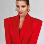 Elsa Pataky Instagram - Boss lady vibes all the way 😉 Thank you @tmagazineau Editor-in-chief: @lifeofkatarina Photographer: @pierretoussaint Stylist: @vvh_stylist Hair: @bradmullins Make-up: @sarahtammer Jewellery: @bulgari #bulgari Jacket: @fendi