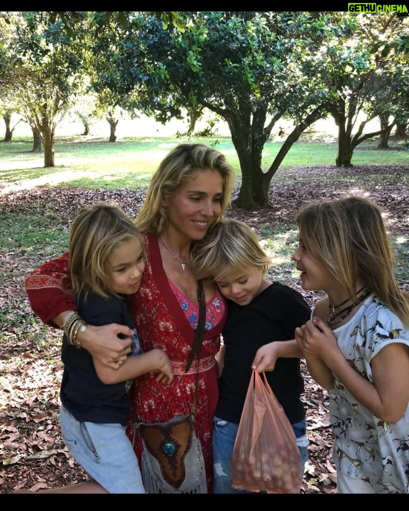 Elsa Pataky Instagram - Happy birthday to my two beautiful boys! I can’t believe you are 8. So many adventures together and so many more to come. You make me a better person every day. 🥰/ felicidades mis peques ! Todavía no me creo que tenéis 8 añitos. Cuantos momentos juntos para recordar y los que nos quedan todavía. Hacéis cada día que sea mejor persona. Os quiero.