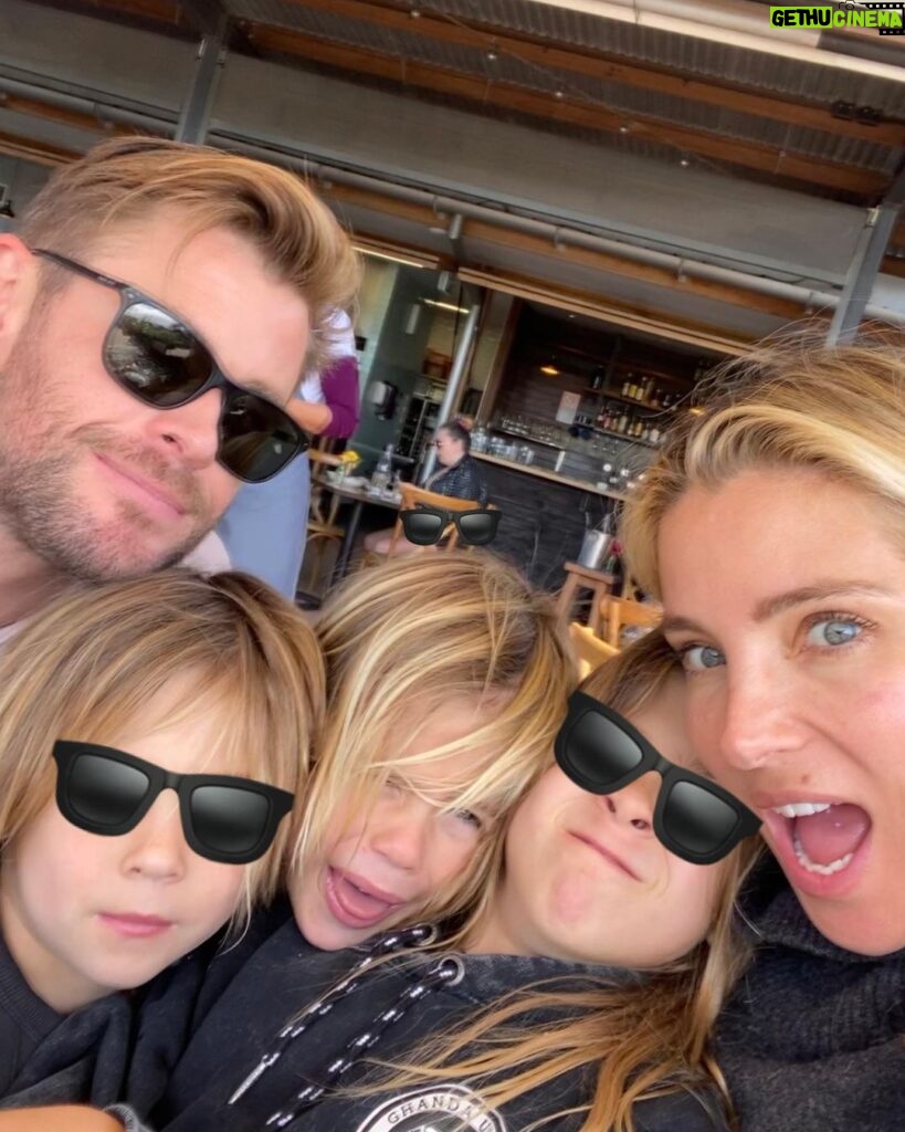 Elsa Pataky Instagram - Happy birthday to my two beautiful boys! I can’t believe you are 8. So many adventures together and so many more to come. You make me a better person every day. 🥰/ felicidades mis peques ! Todavía no me creo que tenéis 8 añitos. Cuantos momentos juntos para recordar y los que nos quedan todavía. Hacéis cada día que sea mejor persona. Os quiero.