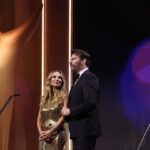 Elsa Pataky Instagram - Such a fun night presenting at the AACTA awards with @harryconnickjr to support Australia’s film & tv industry! Thank you @aacta - it’s always such a special night to celebrate with friends ❤️ Dress: @rabanne Jewellery: @bulgari
