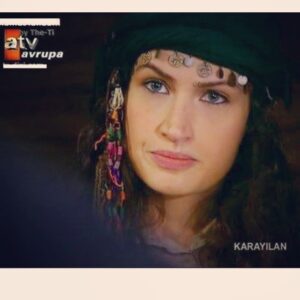 Elvin Aydoğdu Instagram - Gün sonu tbt 'si 😜Karayılan dizisinden... #tbt #karayılan #2007