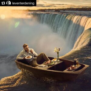 Elvin Aydoğdu Instagram - #Repost @leventerdening with @repostapp
・・・
Dışında kaldığını sanmak...
>
via #manipulationclan