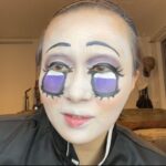Emi Ōmatsu Instagram - 今夜は月が綺麗ですね。 胡蝶しのぶです。 1枚目:盛れたしのぶ 2枚目:犬としのぶ 3枚目:犬の裏切り 4枚目:撮影終了後