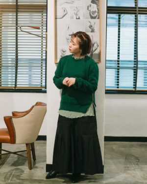 Emi Ōmatsu Instagram - モデルぶりたいんでしょうけど
ポーズとるの下手くそすぎておびえる🙄🙄🙄