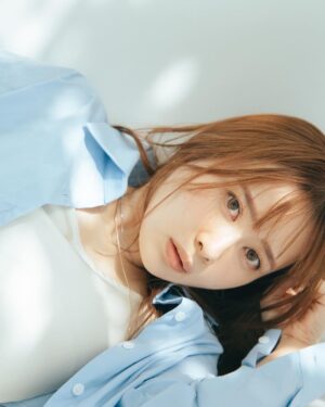 Emi Ōmatsu Instagram - ダイエット後の奇跡の１枚！！！
いや３枚！！！
１枚選ぶとするなら何枚目が
奇跡の１枚だとおもいますか！