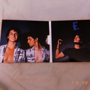 Emilio Osorio Instagram - Estoy tan orgullosa de ti y como has superado todos los obstáculos que se te han ido presentado y gracias a todo el apoyo que recibes sales adelante por ejemplo a Emilio siempre le decían que cantaba como niña y Emilio no se concentró en eso ,el se concentró en mejorar , y lo logró,  le decían que estaba muy feo y Emilio no se fijó en eso y los ignoro , lo rechazaron en la voz ,el se sintió mal y triste pero me encantó que Emilio dejó todo atrás y se concentró y fijó su meta , le dicen que el nadamas es famoso por su papá y Emilio lo único que hace es fijarse en las cosas que el está haciendo mal y esforzarse para ser el mejor e ignorando todas esas malas vibras y algo que me encanta de Emilio es que lo que se propone lo logra y ahora es número uno en ventas de mixup, sus canciones son de las pistas más escuchadas en Spotify y Apple Music y por eso y muchas cosas Emilio es un ejemplo a seguir para mi y siempre lo va a ser @emilio.marcos @emilio.marcos @emilio.marcos @emilio.marcos @emilio.marcos @emilio.marcos @emilio.marcos @emilio.marcos @emilio.marcos @emilio.marcos •TE AMO • no me caben las palabras del orgullo que tengo @emilio.marcos @emilio.marcos @emilio.marcos @emilio.marcos @emilio.marcos @emilio.marcos @emilio.marcos @emilio.marcos @emilio.marcos @emilio.marcos @emilio.marcos @emilio.marcos @emilio.marcos @emilio.marcos @emilio.marcos @emilio.marcos @emilio.marcos @emilio.marcos @emilio.marcos ♥️♥️♥️♥️♥️♥️♥️♥️♥️♥️♥️😱😱😱😱👏🏼👏🏼👏🏼👏🏼👏🏼😍😍😍😍😍😍😍😍♥️♥️♥️❤️♥️❤️😍♥️😍♥️❤️🙄😆♥️👏🏼👏🏼♥️♥️♥️😍😱😱😱😱😱👏🏼👏🏼👏🏼👏🏼👏🏼👏🏼😊😊😊😊😊🙏🙏🙏🙏 @emilio.marcos