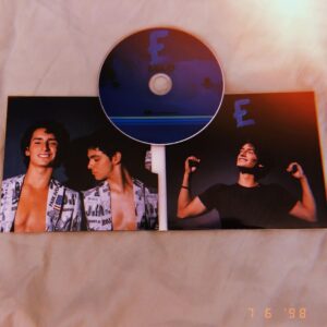 Emilio Osorio Instagram - Estoy tan orgullosa de ti y como has superado todos los obstáculos que se te han ido presentado y gracias a todo el apoyo que recibes sales adelante por ejemplo a Emilio siempre le decían que cantaba como niña y Emilio no se concentró en eso ,el se concentró en mejorar , y lo logró,  le decían que estaba muy feo y Emilio no se fijó en eso y los ignoro , lo rechazaron en la voz ,el se sintió mal y triste pero me encantó que Emilio dejó todo atrás y se concentró y fijó su meta , le dicen que el nadamas es famoso por su papá y Emilio lo único que hace es fijarse en las cosas que el está haciendo mal y esforzarse para ser el mejor e ignorando todas esas malas vibras y algo que me encanta de Emilio es que lo que se propone lo logra y ahora es número uno en ventas de mixup, sus canciones son de las pistas más escuchadas en Spotify y Apple Music y por eso y muchas cosas Emilio es un ejemplo a seguir para mi y siempre lo va a ser @emilio.marcos @emilio.marcos @emilio.marcos @emilio.marcos @emilio.marcos @emilio.marcos @emilio.marcos @emilio.marcos @emilio.marcos @emilio.marcos •TE AMO • no me caben las palabras del orgullo que tengo @emilio.marcos @emilio.marcos @emilio.marcos @emilio.marcos @emilio.marcos @emilio.marcos @emilio.marcos @emilio.marcos @emilio.marcos @emilio.marcos @emilio.marcos @emilio.marcos @emilio.marcos @emilio.marcos @emilio.marcos @emilio.marcos @emilio.marcos @emilio.marcos @emilio.marcos ♥️♥️♥️♥️♥️♥️♥️♥️♥️♥️♥️😱😱😱😱👏🏼👏🏼👏🏼👏🏼👏🏼😍😍😍😍😍😍😍😍♥️♥️♥️❤️♥️❤️😍♥️😍♥️❤️🙄😆♥️👏🏼👏🏼♥️♥️♥️😍😱😱😱😱😱👏🏼👏🏼👏🏼👏🏼👏🏼👏🏼😊😊😊😊😊🙏🙏🙏🙏 @emilio.marcos