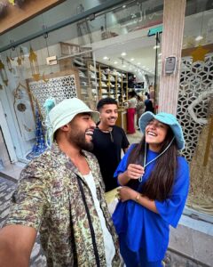 Emine Mkh Instagram - 𝔽𝕒𝕞𝕚𝕝𝕪 𝕙𝕠𝕝𝕚𝕕𝕒𝕪𝕤 🤍❤️🇹🇳 𝔼𝕥 𝕧𝕠𝕦𝕤, 𝕧𝕠𝕦𝕤 𝕖̂𝕥𝕖𝕤 𝕒𝕝𝕝𝕖𝕫 𝕠𝕦̀ 𝕖𝕟 𝕧𝕒𝕔𝕒𝕟𝕔𝕖𝕤 𝕝𝕒  𝕞𝕚𝕗𝕗 ? Sousse-Tunisie