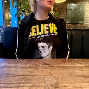 Emma Catherine Rigby Instagram - I bloody love The North. #believe #belieber