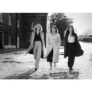 Emma Greenwell Instagram - ✨2 DAYS TILL✨ 
@therookstarz ⚡️PREMIERES⚡️ can’t wait for you to see it , adore these women 💕 #TheRook