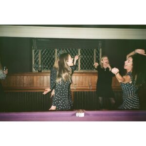 Emma Greenwell Instagram - Dancing Queen(s)

Happy Birthday @sophiepesky -thank you for the best weekend