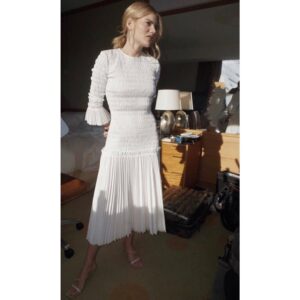 Emma Greenwell Instagram - Still thinking bout you @khaite_ny dress ☁️ ☁️☁️
Last week for @starz TCA’s #therook
