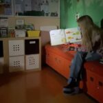 Emma Roberts Instagram - How do you make a hospital stay more fun for kids? With dragons, magical escargot, silly voices and @emmaroberts! Thanks for bringing adventure and imagination to their day! #MakeMarchMatter Childrens Hospital Los Angeles