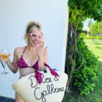 Emma Roberts Instagram - @britelkin stop it right now 💕 🍾