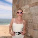 Emma Roberts Instagram - one last trip☀️ before I accept winter ❄️ 📸 @rebeccapomerantzz 🤍