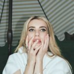 Emma Roberts Instagram - “The mind can calculate, but the spirit yearns, and the heart knows what the heart knows.” - #stephenking @belletrist 🧡 👻