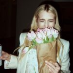 Emma Roberts Instagram - I can buy myself flowersssss 🌷