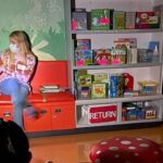 Emma Roberts Instagram - How do you make a hospital stay more fun for kids? With dragons, magical escargot, silly voices and @emmaroberts! Thanks for bringing adventure and imagination to their day! #MakeMarchMatter Childrens Hospital Los Angeles