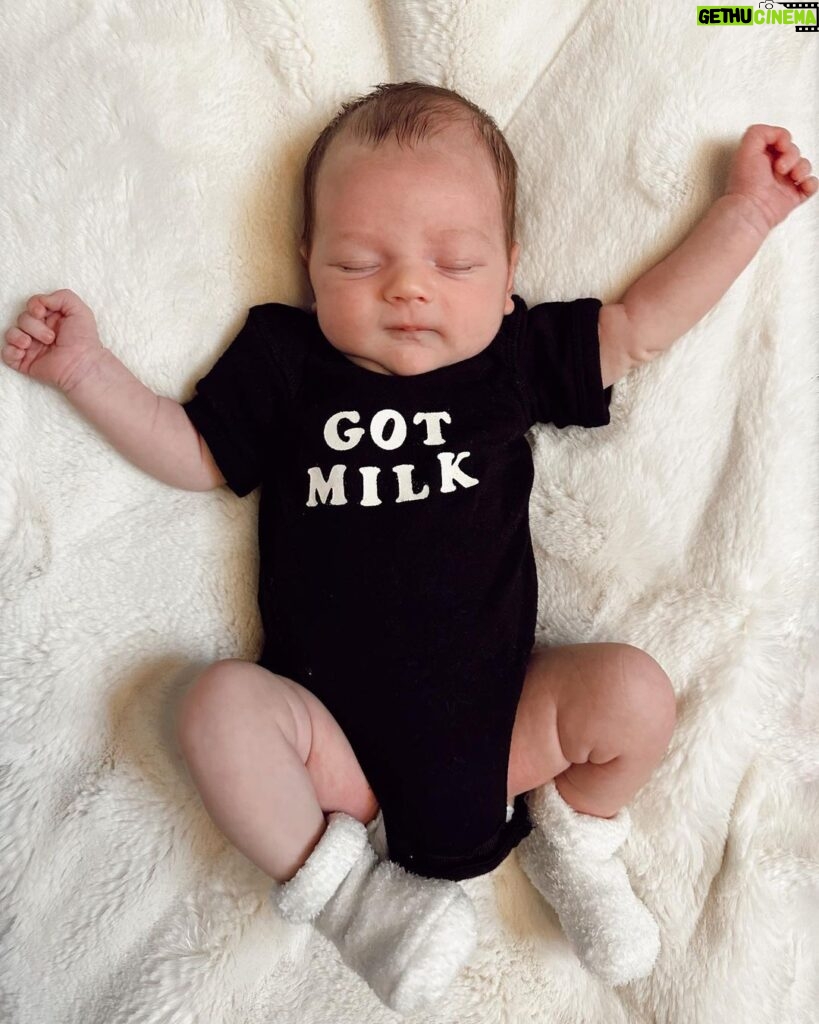 Emmy Buckner Instagram - Got Milk? 🍼 Happy (belated) Halloween 👻 #gotmilk