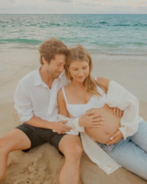 Emmy Buckner Instagram - Cayden’s parents 💙
📸 @kaybrookephotography