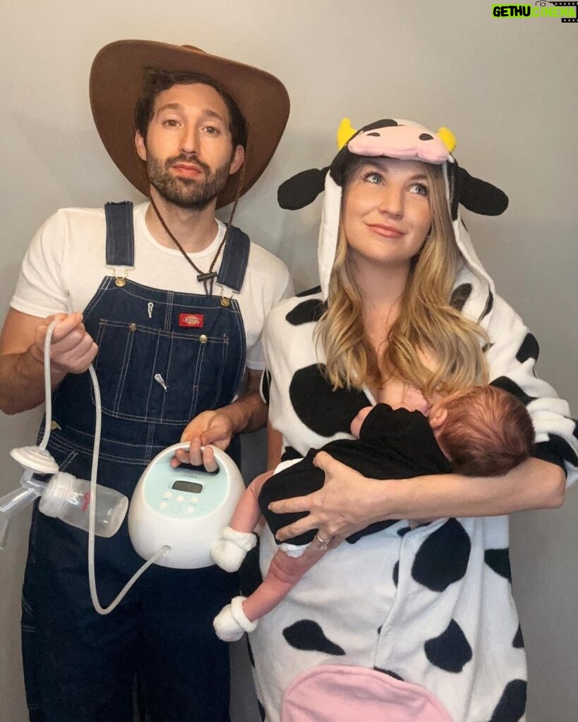 Emmy Buckner Instagram - Got Milk? 🍼 Happy (belated) Halloween 👻 #gotmilk