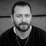 Engin Günaydın Instagram - “Hücreler” oyununun videolarında göstermiş olduğunuz muhteşem performanslarınız için ayrı ayrı çok teşekkür ederim.. @alicanyucesoy @deryakaradas1 @rustuonuratilla @selinsekerci @hucreleroyun