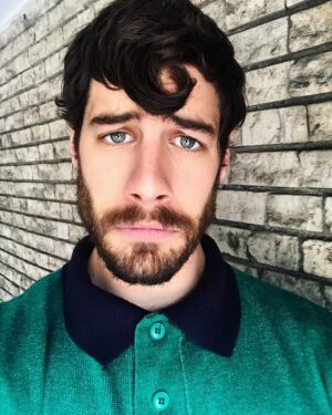 Enrico Oetiker Instagram - Enrichetto dal ciuffo 🌀