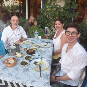 Erdal Küçükkömürcü Instagram - Oğlum 18 yaşında