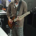 Eric Bass Instagram - Get yourself a whammy bar on your guitar, kids. Especially if you’re really a bass player. It will always make you seem like you know what you’re doing. (Even when you don’t.) 😂😂😂🤦🏻‍♂️🤦🏻‍♂️🤦🏻‍♂️ 🎥 by: @sanjayparikhphoto #shinedown #planetzero #shreddykruger #whammybar #bassplayer #bassplayersunited #friday #fridayvibes