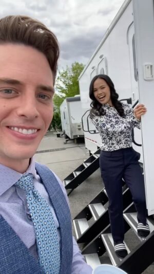 Eric Osmond Instagram - Behind the scenes of Love in the Limelight with @Nikkisoohoo

#loveinthelimelight #hallmarkmovie #fallinlove #ericosmond #actor #behindthescenes