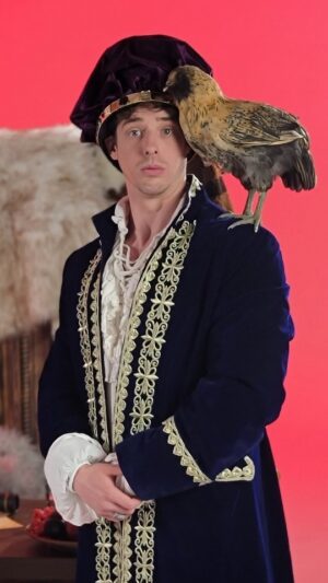 Eric Osmond Instagram - Hawk or Chicken?

#ericosmondactor #acting #actorslife #behindthescenes #chambermedia 

@chamber.media

@ericosmond.official @brandowhite @lexielulu_ @lauravanmeow @haackshot @dixiemann @samskel10 @mylesozo @starzandfxmgmt @ericandpepper