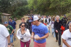 Eric Swalwell Instagram - Great weather, beautiful scenery, and a great discussion at Saturday’s Hike With Your Rep at Lake Chabot. If you missed it, sign up for my newsletter so you can stay up to date with my latest events.

Sign up here⬇️ 
swalwell.house.gov/media-center/e-newsletters