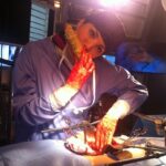 Erica Durance Instagram - An oldie but a goodie. Morning subs on set while doing a quick surgery☺️ #savinghope @davidwellington @michellenolden @benjaminayres @juliacchan @therealhuse @pettlepower222 @noelcarbs @soniahosko #michaelshanks #takeabreak #pregnancyhunger