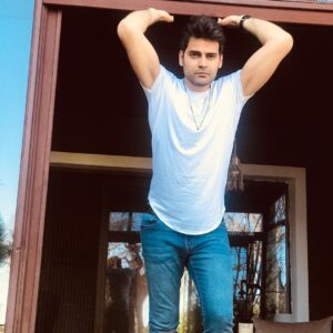 Erkan Meriç Instagram - Fotoğrafı kim çekti 😂😂