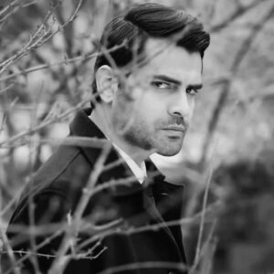 Erkan Meriç Instagram - Mutlu haftalar neşeniz bol olsun
Şuraya bir kervancıoğlu bırakalım 😂✌️