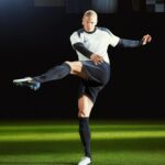 Erling Haaland Instagram - @erling.haaland’s precision is on point in the all-new 𝑷𝒉𝒂𝒏𝒕𝒐𝒎 𝑮𝑿 🎯 Designed with 𝑮𝒓𝒊𝒑𝒌𝒏𝒊𝒕 uppers for precise ball control, and the Nike 𝑪𝒚𝒄𝒍𝒐𝒏𝒆 𝟑𝟔𝟎 𝑷𝒍𝒂𝒕𝒆 for powerful cuts, the 𝑷𝒉𝒂𝒏𝒕𝒐𝒎 𝑮𝑿 is here to help you own the top corner like Erling. #NikeFootball