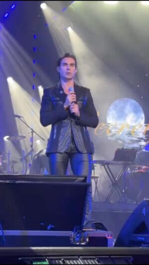 Ernesto D'Alessio Instagram - Ahora te llamarás gloria ♥️