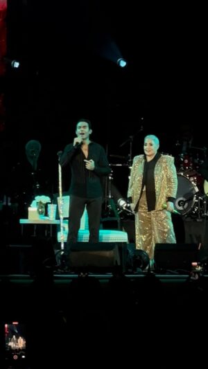 Ernesto D'Alessio Instagram - ¡Cómo cantan bonito amigos de San José, wow! 👏🏼👏🏼👏🏼❤️❤️❤️ #GraciasTourUSA #LupitaDAlessioSanJose
