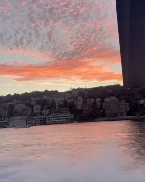 Esra Ruşan Instagram - Lohusam da lohusam. 🌹🧿
İnanmazsınız hepsini çok seviyorum.