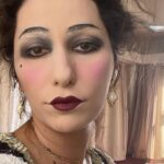 Esra Ruşan Instagram - Bazı işler şey gibi. Birinin rüyasına uyanmak gibi. Biz de @caganirmak1 ‘ın rüyasına uyandık o mevsim. İyi ki öyle oldu❤️