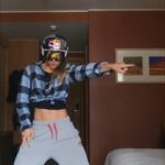 Ester Ledecká Instagram - Ptáte se co dělám, když zrovna nejezdim z kopce? What do I do, when I'm not going downhill, you ask? @redbull STR