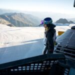 Ester Ledecká Instagram - Livin' on the edge... 📷by: @justin_reiter @f2_international @mountainslope @bogner.fireandice @levelgloves Big thanks to Baita Ortler crew and Karl Heinz for great training! STR Baita Ortler - Passo dello Stelvio
