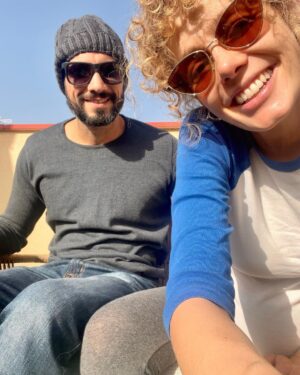Esther Acebo Instagram - 2022 ☀️💕
ProbabLemente eL año más apasionante de mi vida.
Descubriendo y redescubriendo eL AMOR, en dimensiones q no conocía.
A veces también eL cansancio..
Gracias por estos 12 meses de crecimiento, de aprendizaje, de transformación y de, siento repetirme, AMOR.