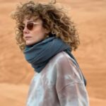 Esther Acebo Instagram - Dudar, viajar, cuidar, reír, llorar, creer, crecer, aceptar, trabajar, parar, volver a viajar, a cuidar, a reír, a llorar. Aprender. Gracias 2023 💕